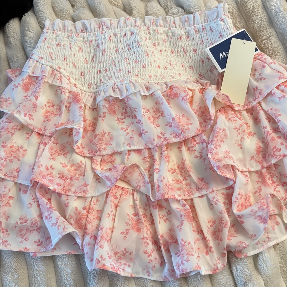 Chic Pink Floral Ruffle Mini Skirt